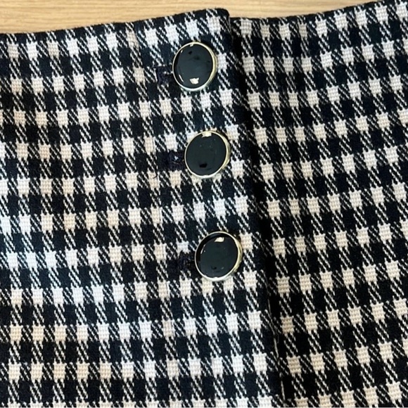 Ann Taylor High Waisted Trousers. Like new condition. - Picture 4 of 6